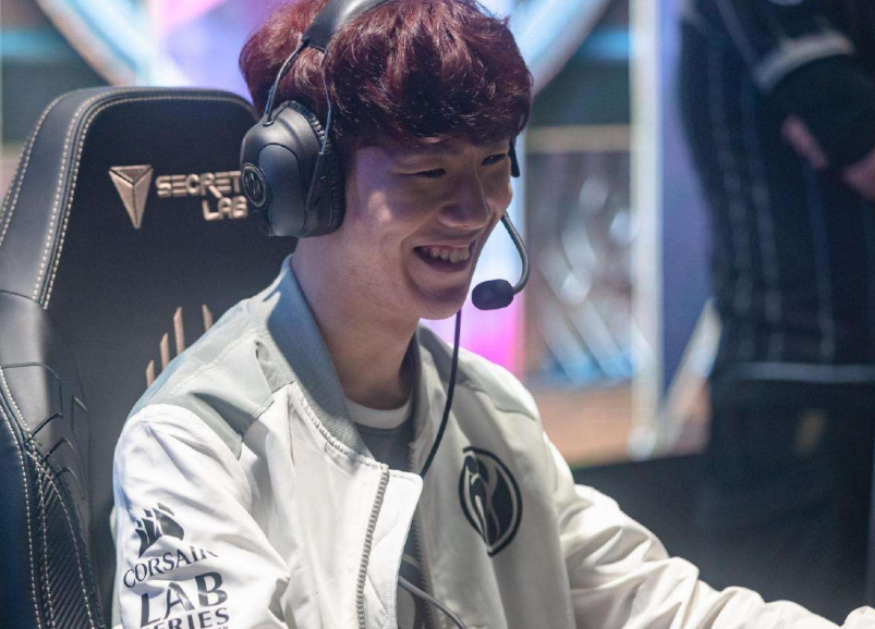 【快讯】王者荣耀2021KPL春季赛，久哲教练点评分析各战队实力